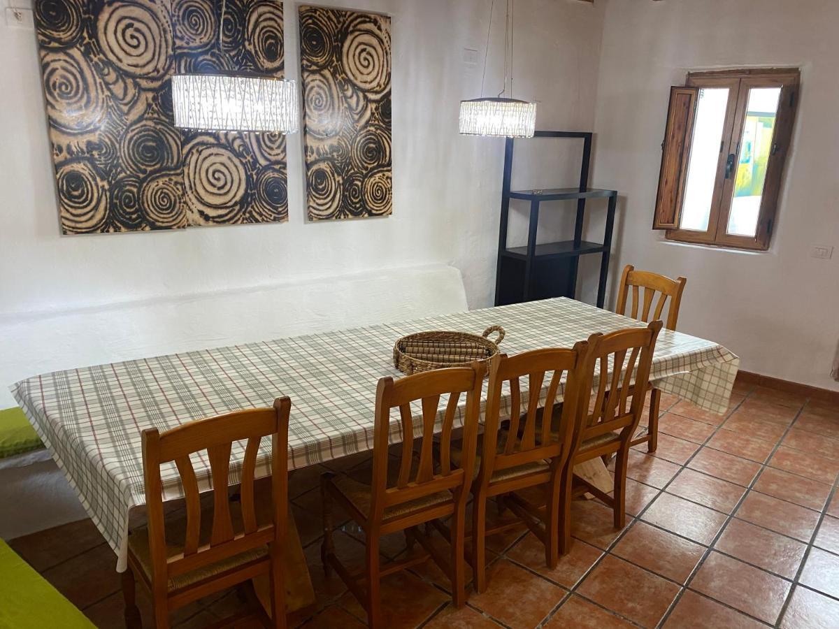 הוילה Valle de San Lorenzo Casaruralarona מראה חיצוני תמונה
